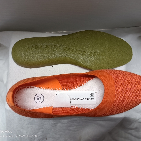 Allbirds Bright orange tree breezers size 6.5 - Picture 14 of 16